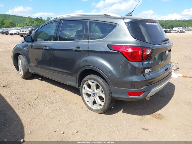 1FMCU0J9XKUB74504 Ford 2019