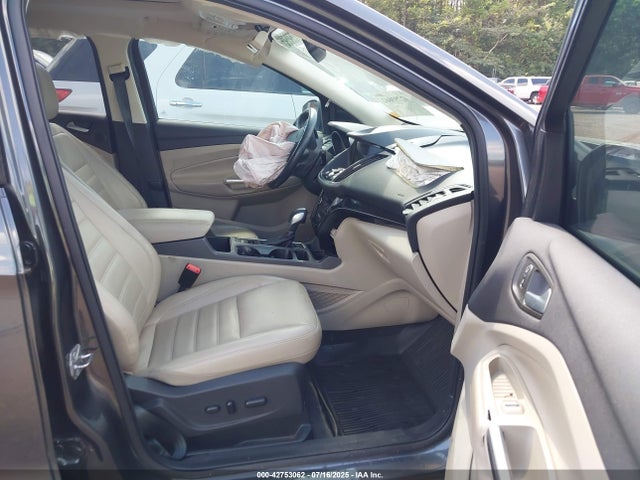 1FMCU0J9XKUB74504 Ford 2019