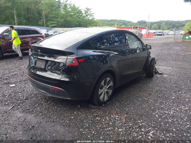 7SAYGDEE2RA220507 Tesla 2024