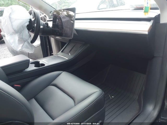 7SAYGDEE2RA220507 Tesla 2024