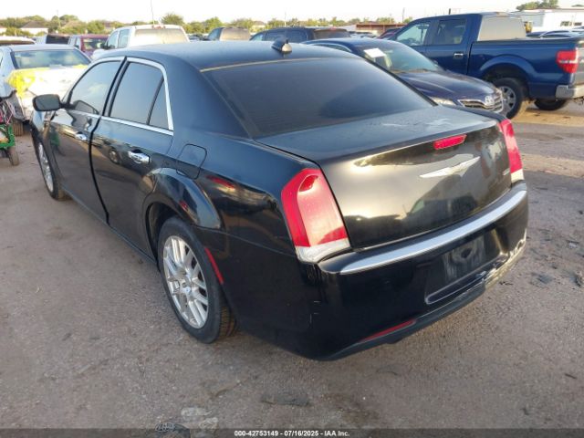 2015 CHRYSLER 300 2C3CCAAG3FH903631 Photo 2