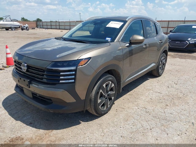 Nissan kicks mpv 2025 3N8AP6CB3SL397374 Image 2