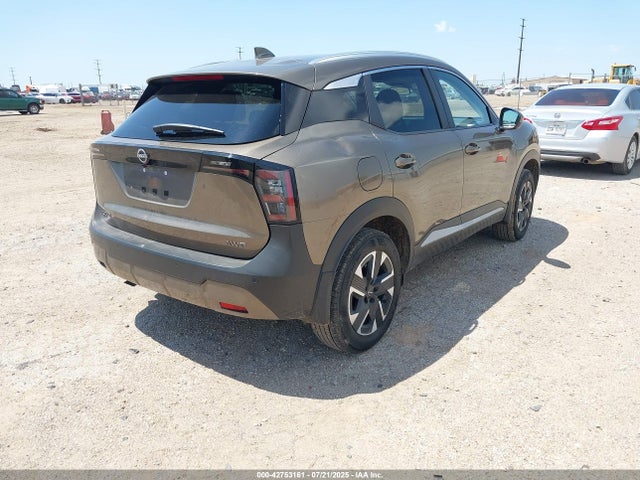 Nissan kicks mpv 2025 3N8AP6CB3SL397374 Image 4