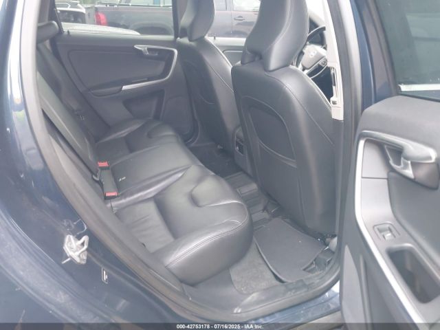 2015 VOLVO XC60 YV4612RK1F2704872 Photo 7