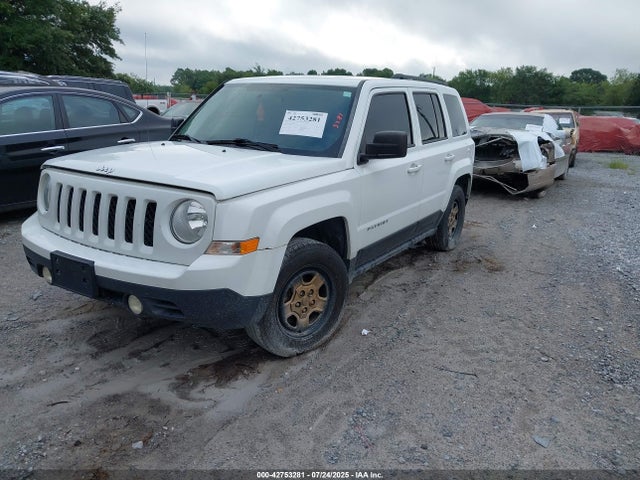 Jeep Patriot 2016 1C4NJPBA8GD513825 Image 2