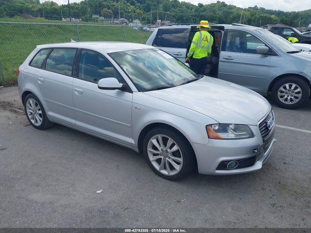 2012 AUDI A3 WAUBJAFM2CA093993 Photo 0