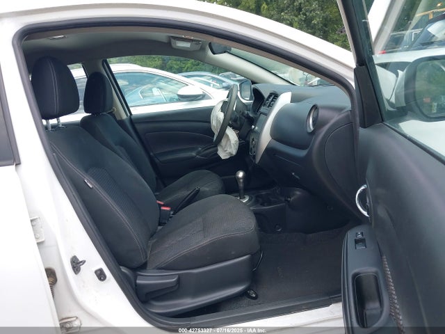 Nissan 2019 2019 3N1CN7AP1KL812595 Image 5