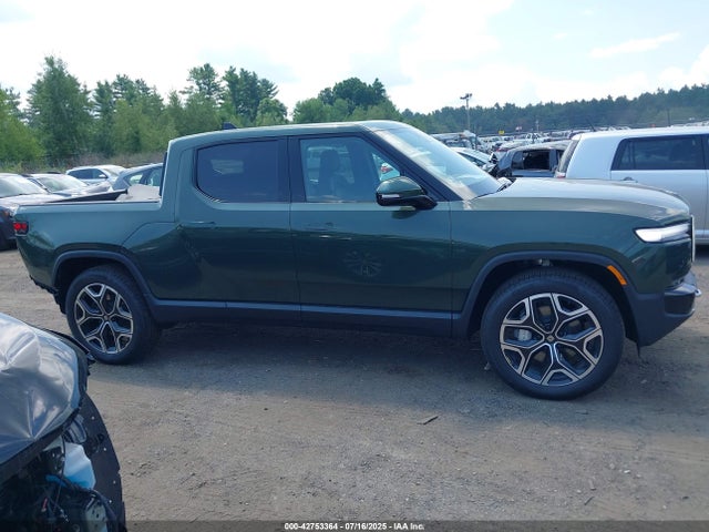 Rivian r1t 2025 7FCTGBAAXSN035480 Image 14