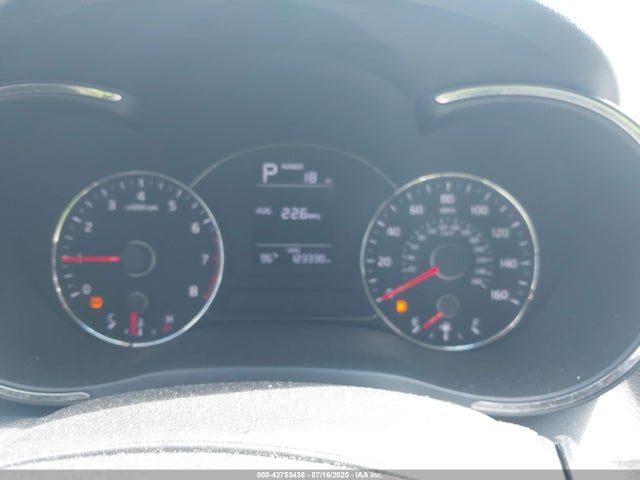 3KPFK4A76JE230965 KIA mpi nu