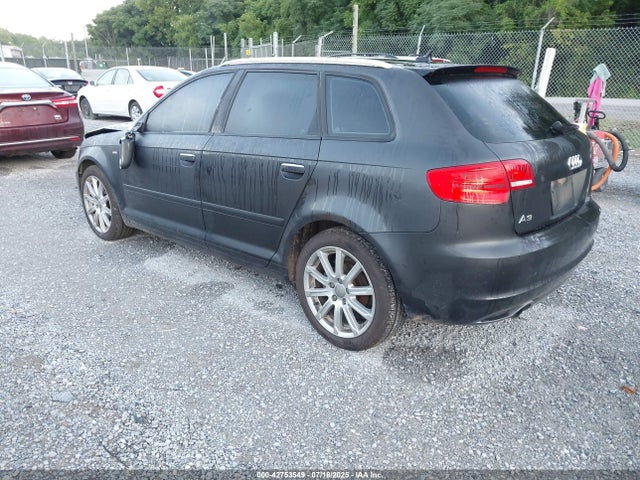 2011 AUDI A3 WAUKJAFM5BA105066 Photo 2
