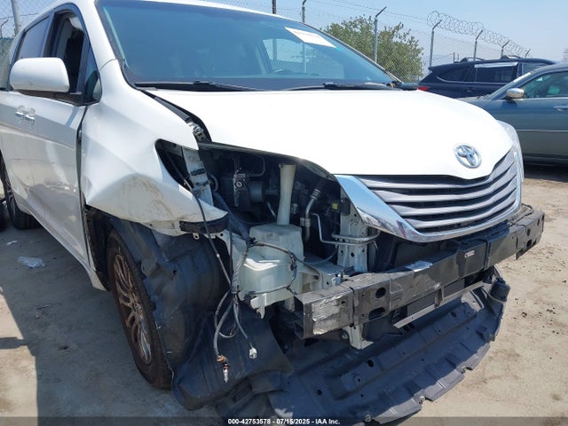 5TDYK3DC8FS639719 Toyota 2gr-fks