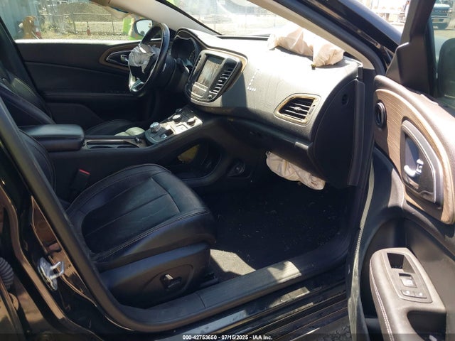 1C3CCCCG1FN509805 Chrysler 2015