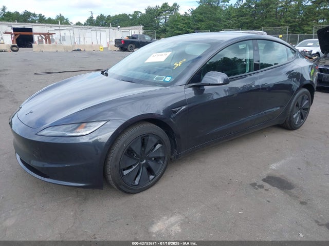 2025 TESLA MODEL 3 5YJ3E1EB2SF916097 Photo 1