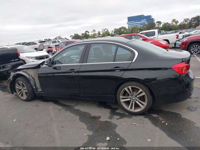 WBA8B9G54JNU98983 BMW 2018