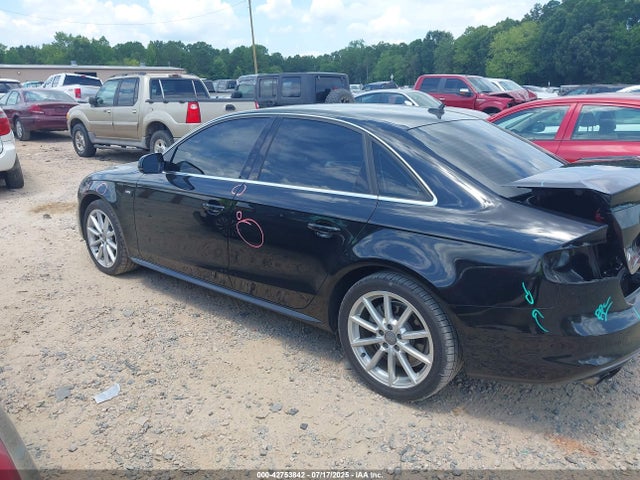 2015 AUDI A4 WAUAFAFLXFN017570 Photo 2