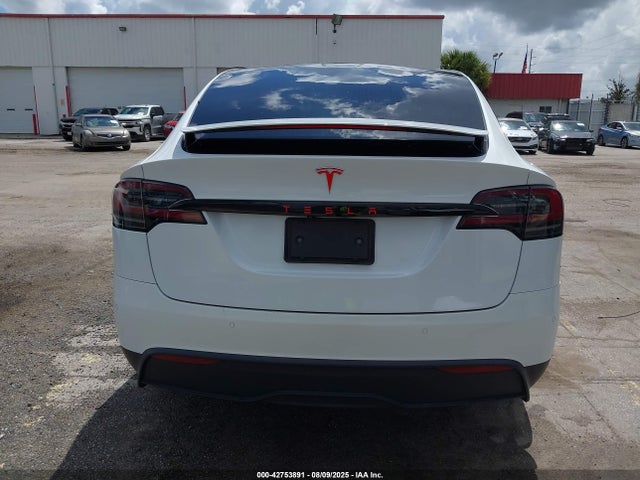 7SAXCDE53NF354625 Tesla 2022