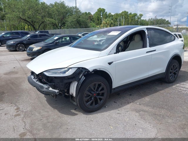 2022 TESLA MODEL X 7SAXCDE53NF354625 Photo 1