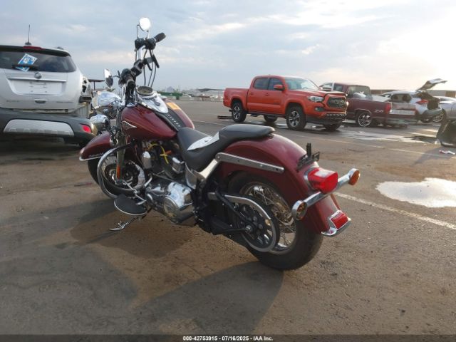 2014 HARLEY-DAVIDSON FLSTC 1HD1BWV17EB032800 Photo 2