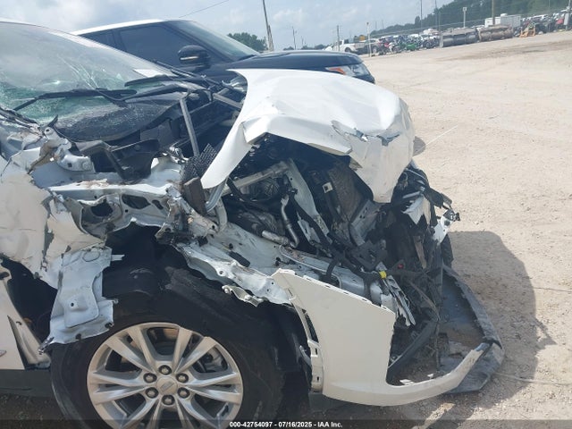 2021 CADILLAC XT5 1GYKNAR49MZ123443 Photo 5