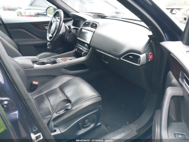 2017 JAGUAR F-PACE SADCK2BV1HA490583 Photo 4