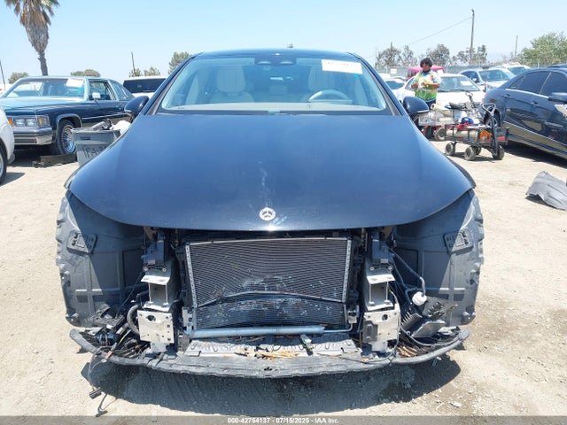 W1KCG2DB0PA032876 Mercedes-Benz ed