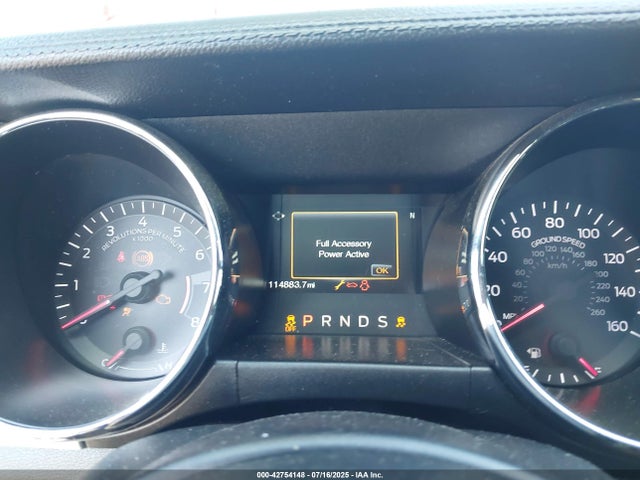 1FATP8UH9G5212745 Ford 2016