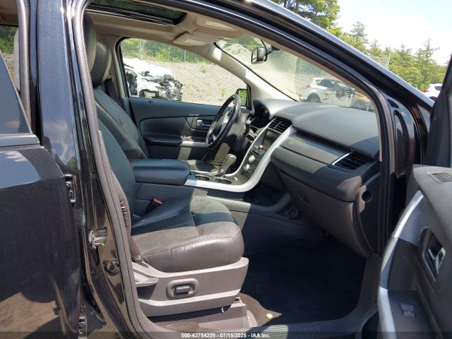 Ford 2014 2014 2FMDK4JC4EBB16072 Image 5