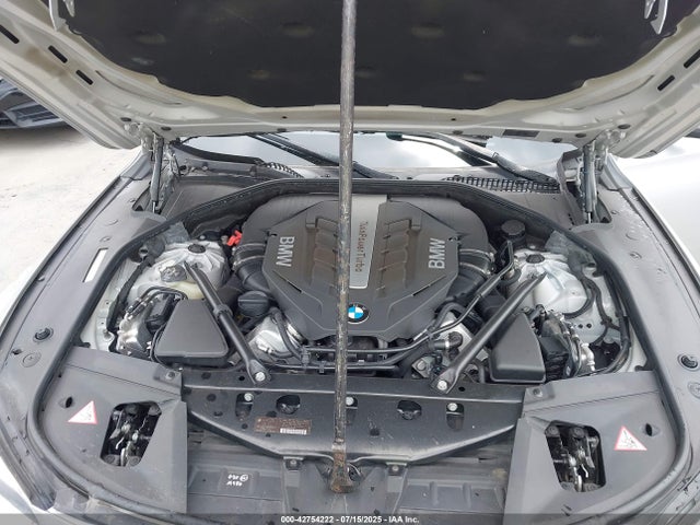 WBAYA8C59ED228193 BMW 750i / alpina b7