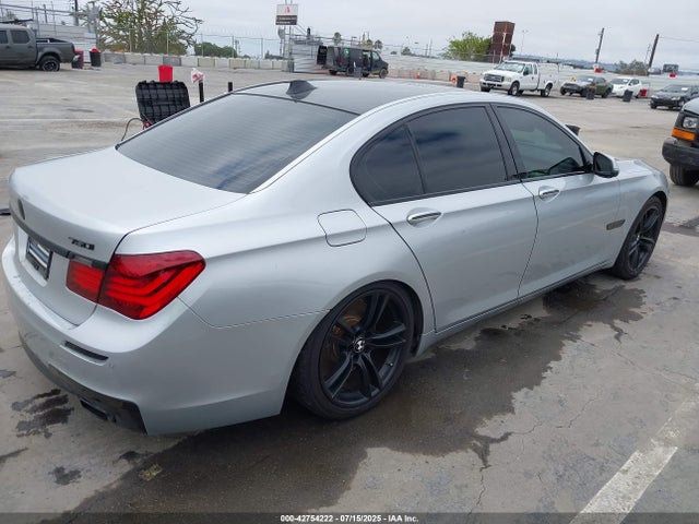 WBAYA8C59ED228193 BMW 750i / alpina b7