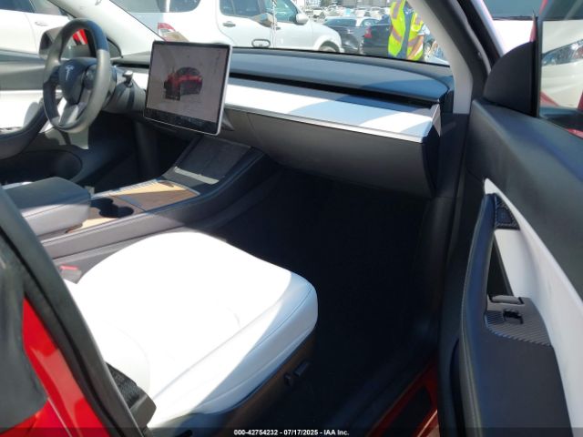 2022 TESLA MODEL Y 7SAYGDEE9NF374421 Photo 4