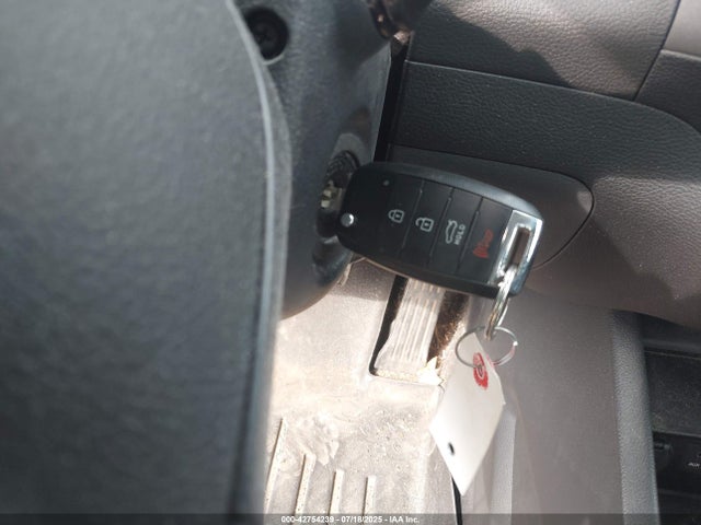 KIA gdi nu 2016 KNAFK5A85G5643945 Image 11
