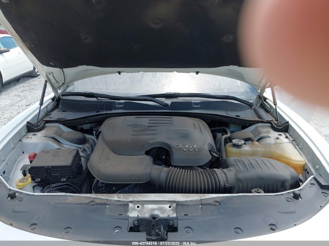2C3CDXBG8HH657144 Dodge 2017