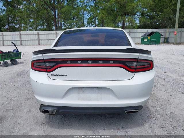 2C3CDXBG8HH657144 Dodge 2017