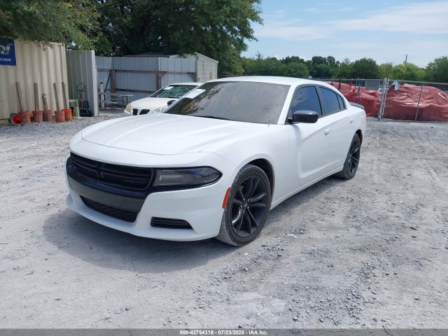 2C3CDXBG8HH657144 Dodge 2017