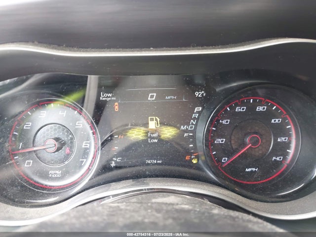 2C3CDXBG8HH657144 Dodge 2017