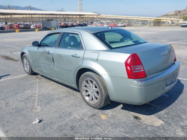 2005 CHRYSLER 300C 2C3JA63H05H552031 Photo 2