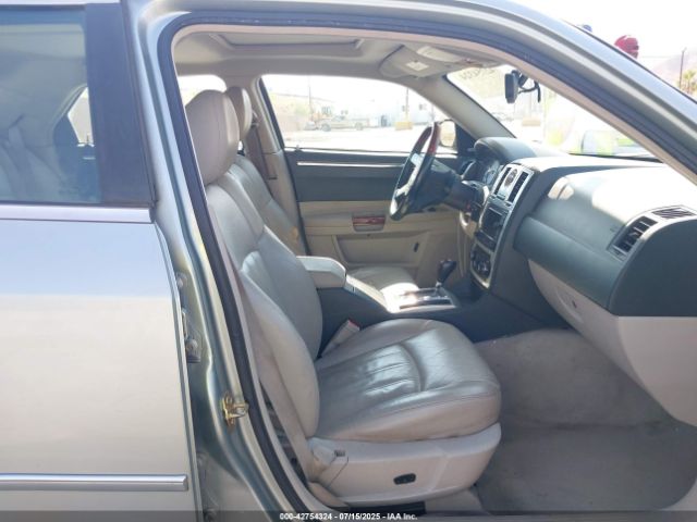 2005 CHRYSLER 300C 2C3JA63H05H552031 Photo 4