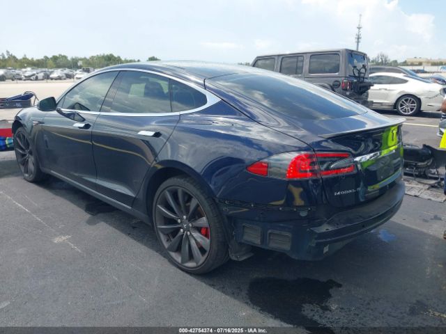 2015 TESLA MODEL S 5YJSA1H28FFP80101 Photo 2