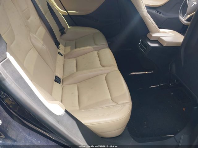 2015 TESLA MODEL S 5YJSA1H28FFP80101 Photo 7