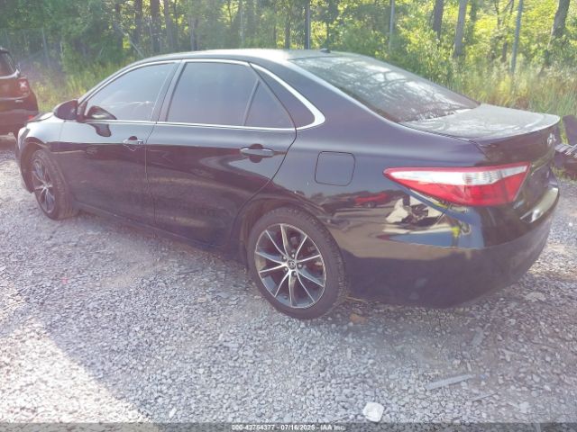 2015 TOYOTA CAMRY 4T1BF1FK5FU003334 Photo 2