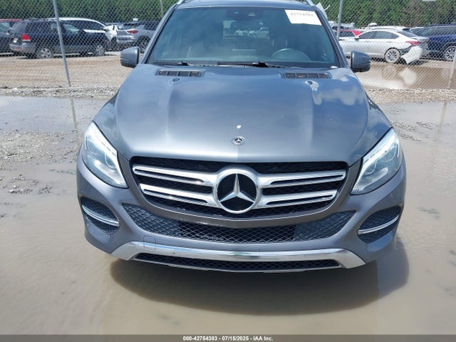 4JGDA5HB0HA990876 Mercedes-Benz m276