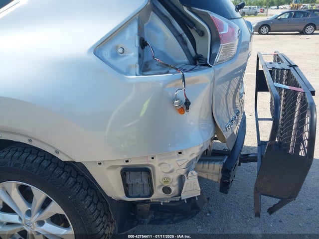 5N1AT2MV3GC861478 Nissan Rogue