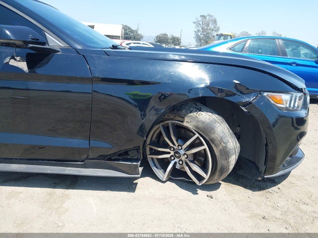 Ford 2.3l 4v premium fuel 2017 1FATP8UH8H5331324 Image 18