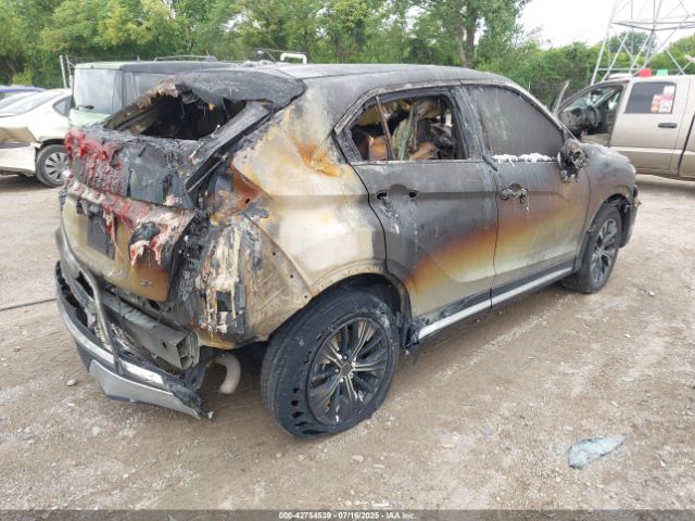 2018 MITSUBISHI ECLIPSE CROSS JA4AT5AA8JZ041953 Photo 3