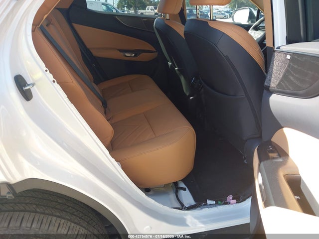 Lexus t24a-fts 2025 2T2HGCEZ2SC077643 Image 8