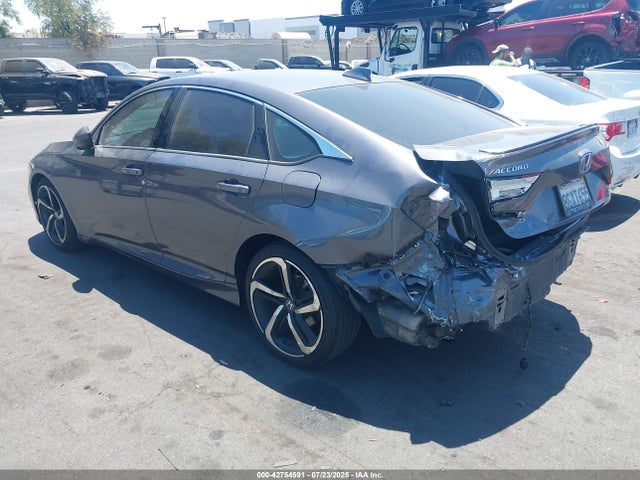 Honda l15be 2018 1HGCV1F39JA258732 Image 3
