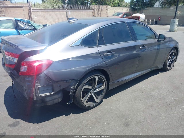 Honda l15be 2018 1HGCV1F39JA258732 Image 4