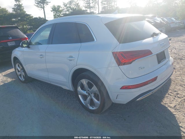 2021 AUDI Q5 WA1BABFYXM2073086 Photo 2
