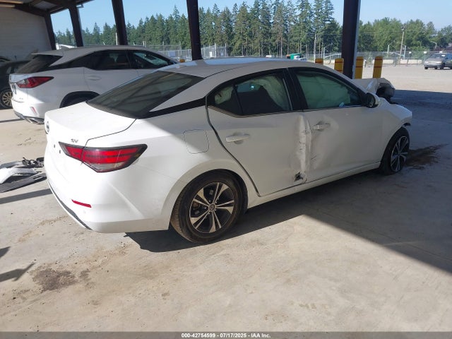 3N1AB8CV4MY305567 Nissan Sentra