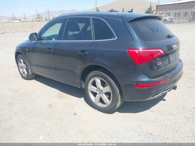 2012 AUDI Q5 WA1DKAFP3CA109647 Photo 2